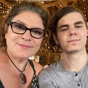 Meet your Posher, Nina